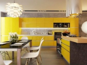 Жовта кухня (88 фото): кухонні гарнітури чорно, біло-зелено – та синьо-жовтого, лимонного і інших кольорів в інтер’єрі, приклади дизайну