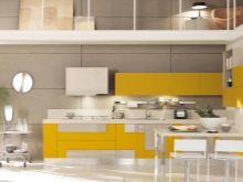 Жовта кухня (88 фото): кухонні гарнітури чорно, біло-зелено – та синьо-жовтого, лимонного і інших кольорів в інтер’єрі, приклади дизайну