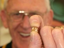 Жовте золото (27 фото): що це таке? 585, 750 і інші проби, хімічний склад, колір сплаву і відтінки, критерії вибору