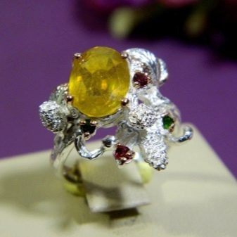 Жовтий сапфір (22 фото): як він виглядає? Магічні та інші властивості каменю