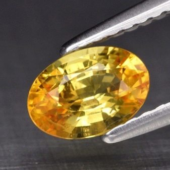 Жовтий сапфір (22 фото): як він виглядає? Магічні та інші властивості каменю