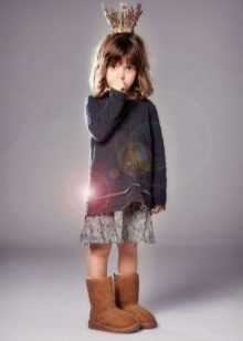 Зимові чоботи для дівчаток (82 фото): шкіряні для підлітків на зиму, непромокальні і на натуральному хутрі, відгуки