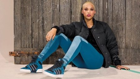 Зимові кросівки Адідас (60 фото): Терекс, Adidas Climaproof і Climawarm, моделі з хутром, високі, теплі дитячі Нео