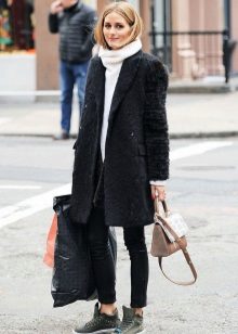 Зимові кросівки Адідас (60 фото): Терекс, Adidas Climaproof і Climawarm, моделі з хутром, високі, теплі дитячі Нео