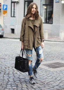 Зимові кросівки Адідас (60 фото): Терекс, Adidas Climaproof і Climawarm, моделі з хутром, високі, теплі дитячі Нео