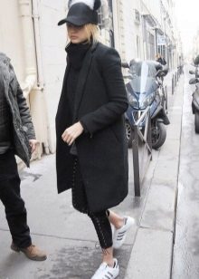 Зимові кросівки Адідас (60 фото): Терекс, Adidas Climaproof і Climawarm, моделі з хутром, високі, теплі дитячі Нео