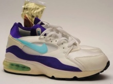 Зимові кросівки Найк (88 фото): з хутром, Nike Air Max Air Force, білі теплі моделі, для бігу, дитячі і високі, скільки коштують