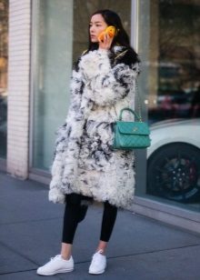 Зимові кросівки Найк (88 фото): з хутром, Nike Air Max Air Force, білі теплі моделі, для бігу, дитячі і високі, скільки коштують