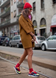 Зимові кросівки Найк (88 фото): з хутром, Nike Air Max Air Force, білі теплі моделі, для бігу, дитячі і високі, скільки коштують