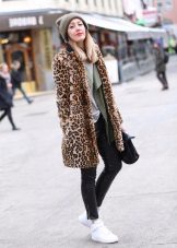 Зимові кросівки Найк (88 фото): з хутром, Nike Air Max Air Force, білі теплі моделі, для бігу, дитячі і високі, скільки коштують