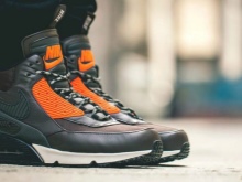 Зимові кросівки Найк (88 фото): з хутром, Nike Air Max Air Force, білі теплі моделі, для бігу, дитячі і високі, скільки коштують