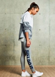 Зимові кросівки Найк (88 фото): з хутром, Nike Air Max Air Force, білі теплі моделі, для бігу, дитячі і високі, скільки коштують