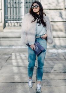 Зимові кросівки Найк (88 фото): з хутром, Nike Air Max Air Force, білі теплі моделі, для бігу, дитячі і високі, скільки коштують