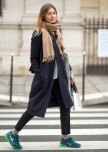 Зимові кросівки Найк (88 фото): з хутром, Nike Air Max Air Force, білі теплі моделі, для бігу, дитячі і високі, скільки коштують