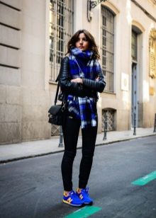 Зимові кросівки New Balance (51 фото): жіночі моделі з хутром, високі теплі коричневі, дитячі, відгуки про Нью Баланс