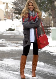 Зимові жіночі чоботи з натуральної шкіри фінського виробництва (64 фото): моделі на повну ногу, дутики, вироблені в Фінляндії