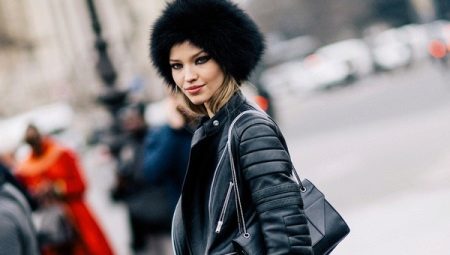 Зимові жіночі шапки 2020-2021 (77 фото): хутряні моделі, шапки-вушанки, з помпоном і з вушками, кубанка, з козирком шкіряні