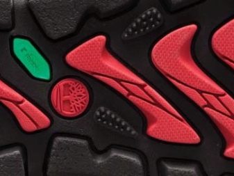 Зимове взуття Timberland: черевики і кросівки з хутром на зиму. З чим носити чорні і білі тімберленди?