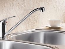 Змішувачі для кухні Blanco (23 фото): особливості і пристрій кухонних кранів Blanco для питної води. Огляд моделей Mida, Fontas і Daras з фільтром і висувною лійкою для миття