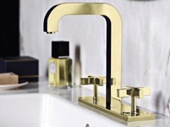 Змішувач для ванної Hansgrohe: вибираємо моделі з довгим виливом, з кріпленням на борт і термостатом, комплект 3 в 1 і підлоговий