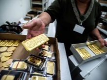 Золото 999 проби (34 фото): вага злитка і температура плавлення, густину і види виробів. Скільки грамів в унції золота?