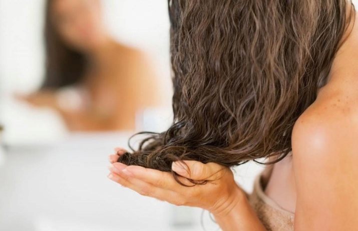 Зволожуючі бальзами для волосся: для зволоження пошкодженого і сухого волосся, професійні бальзами-ополіскувачі для дуже сухих пасм, відгуки